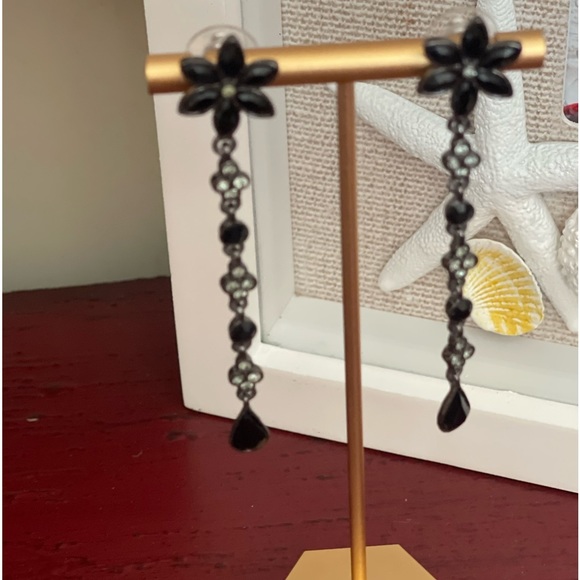 Fashion Jewelry Black Flower Rhinestone Dangle Earrings # 237 - Picture 4 of 6
